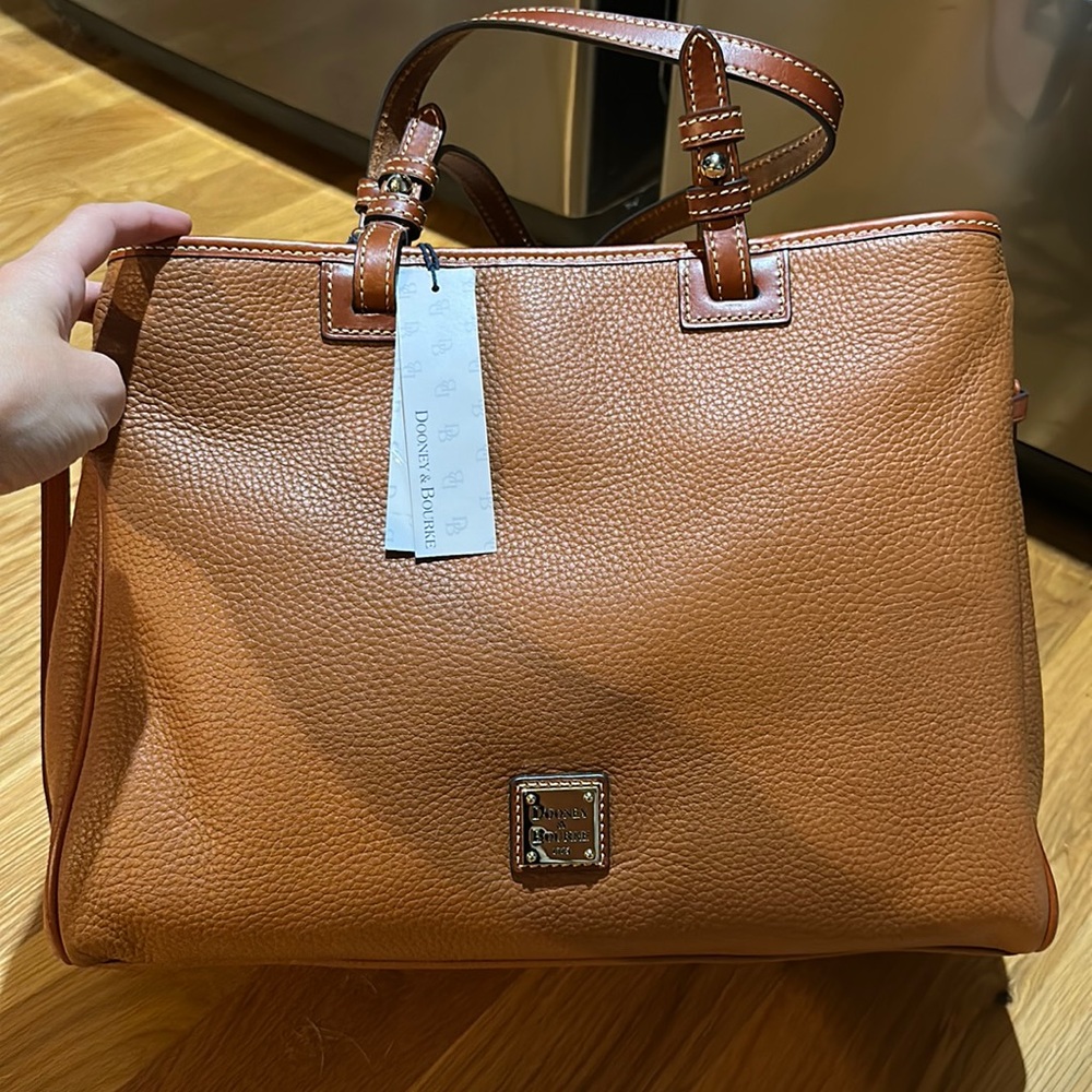 New with tags Dooney and Bourke handbag